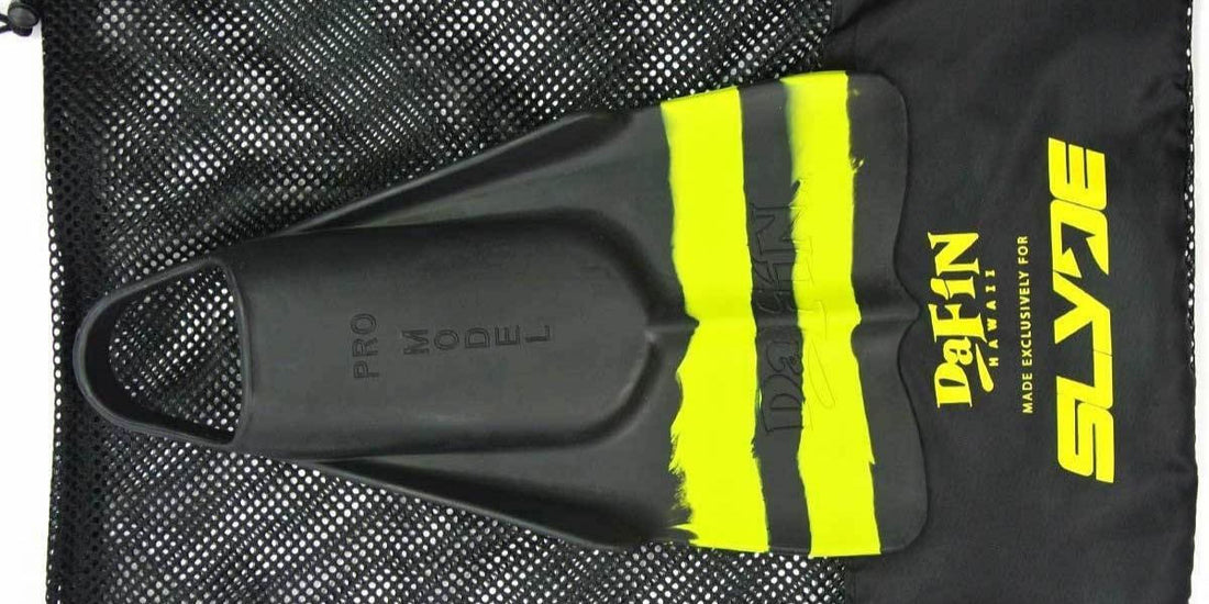 Do Your Bodysurfing Fins Float? We do a quick experiment